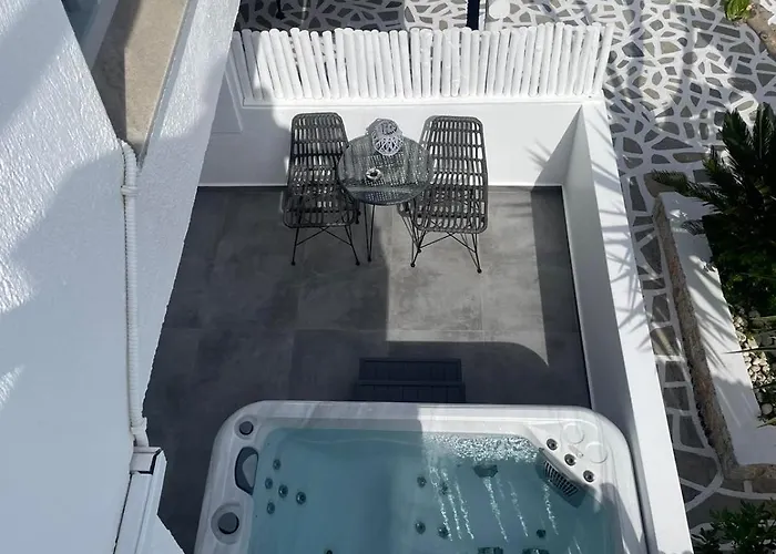 Zoumis شقة فندقية ناوسا