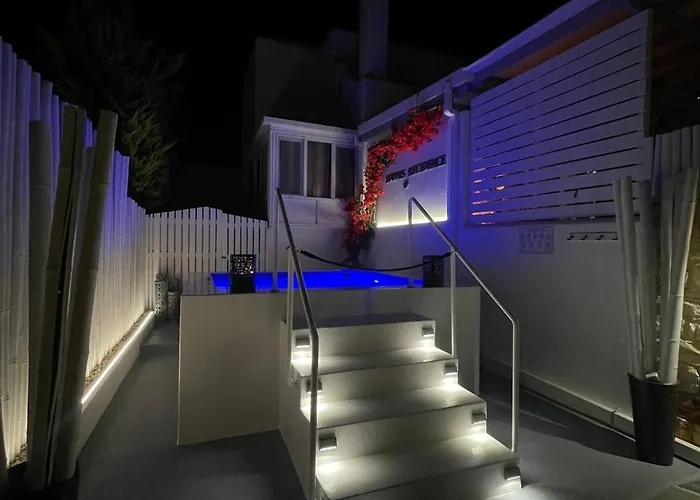 Apartmanhotel Zoumis 4*