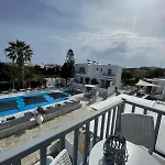 Zoumis Aparthotel 4*