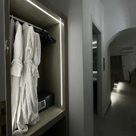 Zoumis Apartmanhotel 2*