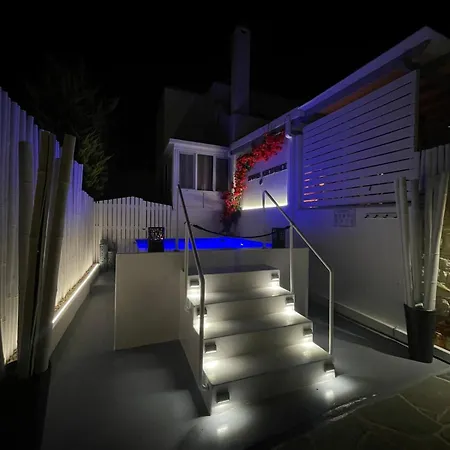 Apart-hotel Zoumis 4*