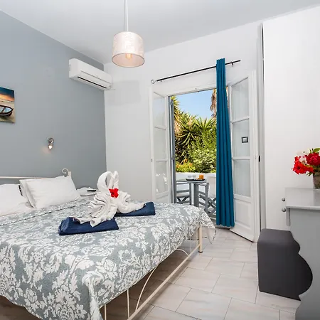 Zoumis Apart-hotel 4*