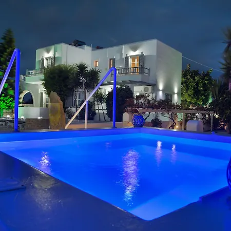 アパートホテル Zoumis