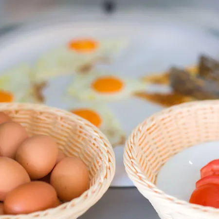 Zoumis Apart-hotel 4*