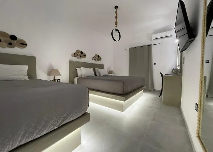 Zoumis Aparthotel 4*