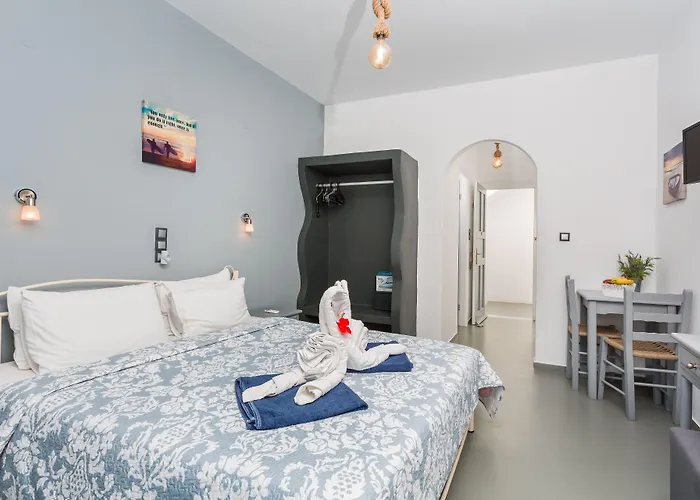 Zoumis Aparthotel 4*