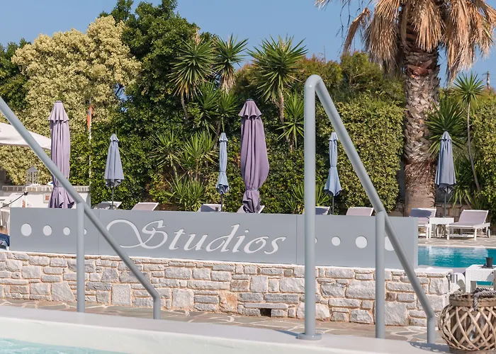 Aparthotel Zoumis Naousa