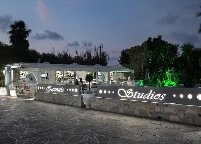 Zoumis 4* ناوسا